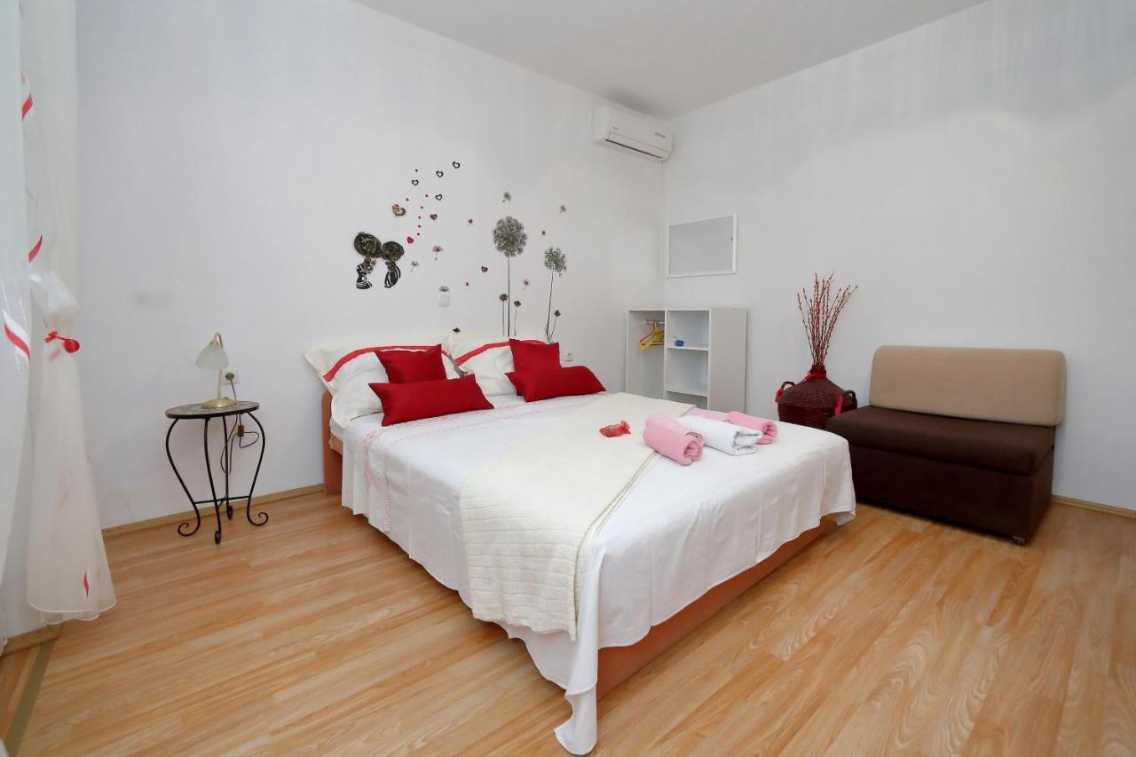 Ivana Apartamento